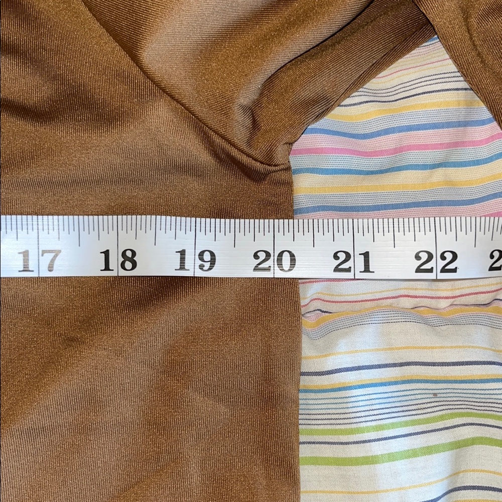Susan Graver Liquid Knit Tan Mock Turtleneck Top M NWOT - Picture 6 of 8